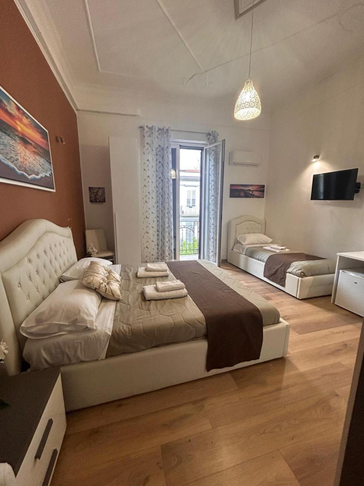 Emanuela Home — Photos 2